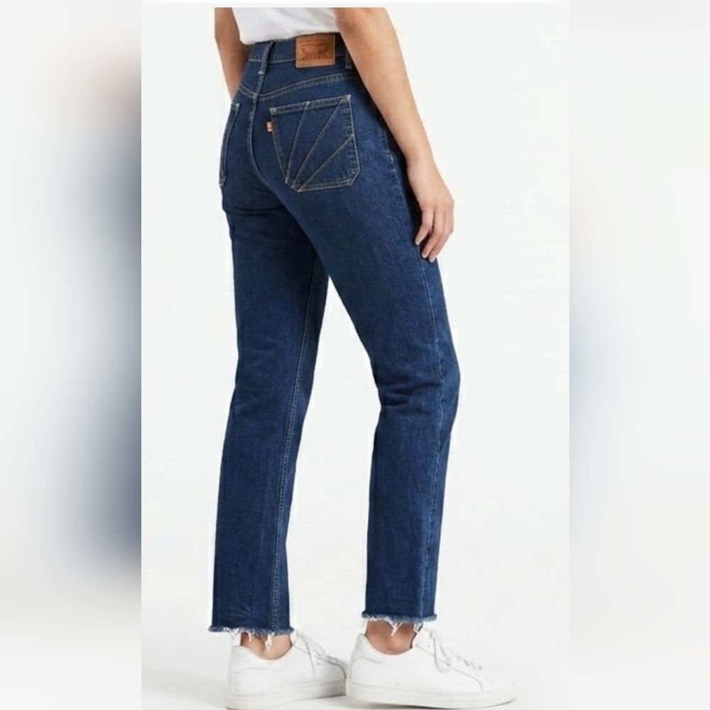 Levi's Orange Tab Frayed Hem Jeans with Geometric Back Pockets - Medium Wash